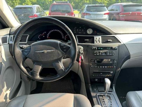 Used 2007 Chrysler Pacifica Touring image 20