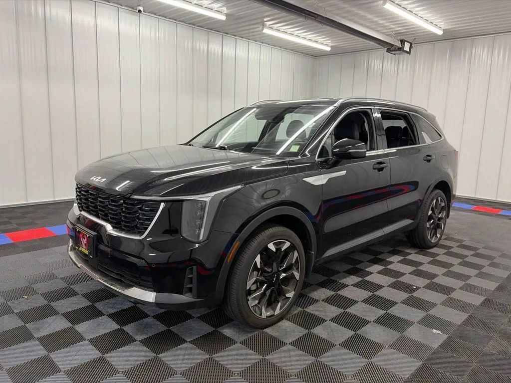 Used 2025 Kia Sorento X-Line EX AWD/4WD image 6