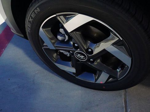 New 2026 Hyundai Venue SEL image 10
