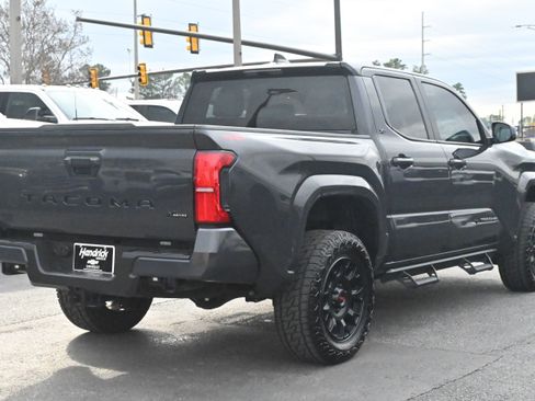 Used 2025 Toyota Tacoma SR5 image 14