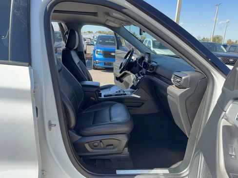 Certified 2022 Ford Explorer Limited w/ Limited Technology Package image 14