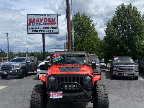 Used 2015 Jeep Wrangler Unlimited Sport w/ Quick Order Package 23S AWD/4WD image 8