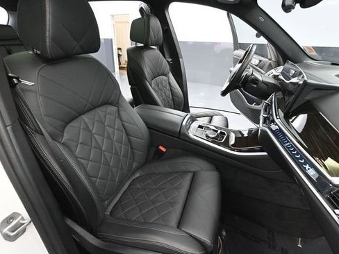 Used 2024 BMW X5 xDrive40i image 50
