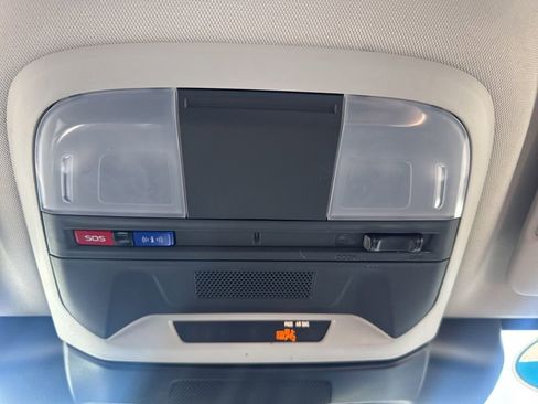 Certified 2025 Subaru Crosstrek 2.5i Limited w/ Crosstrek Mirror Package image 23