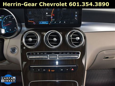 Used 2021 Mercedes-Benz GLC 300 image 29