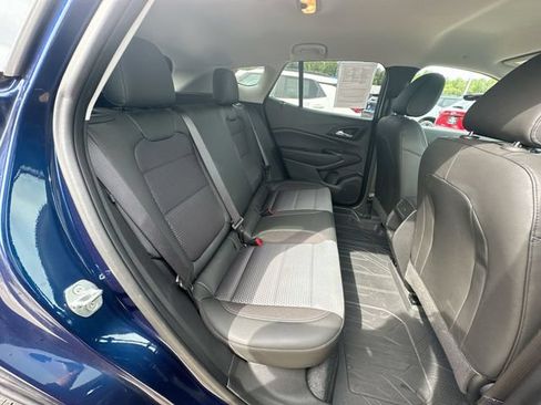 Used 2024 Chevrolet Trax LT w/ Driver Confidence Package FWD image 29