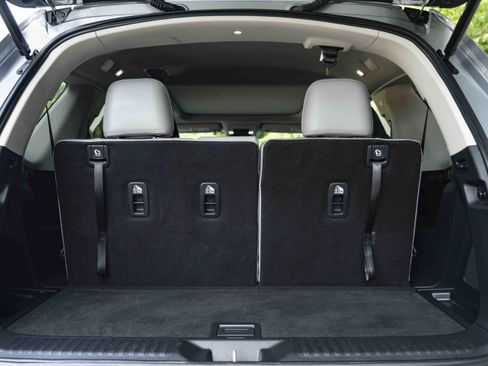 Used 2024 Honda Pilot Elite image 45