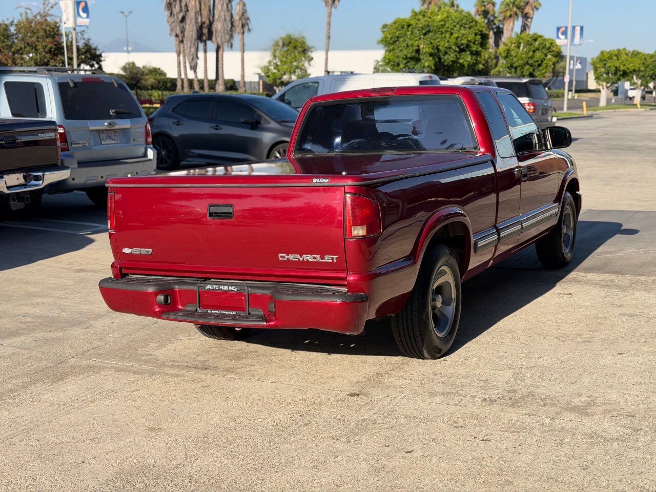 Used 2001 Chevrolet S10 Pickup LS w/ Preferred Equipment Group RWD image 16
