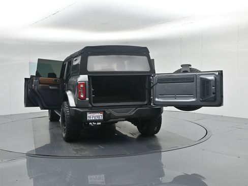 Used 2023 Ford Bronco Outer Banks image 35