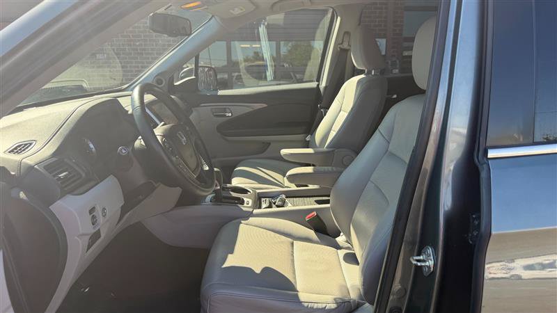 Used 2017 Honda Ridgeline RTL-T image 26