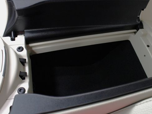 Used 2017 Mercedes-Benz E 300 image 67