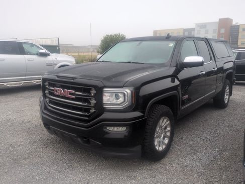 Used 2016 GMC Sierra 1500 SLE w/ All-Terrain Package AWD/4WD image 1