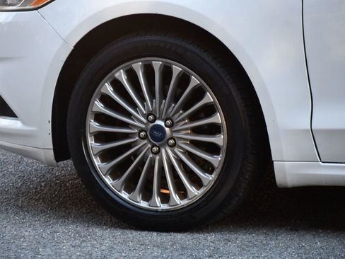 Used 2015 Ford Fusion Titanium image 12