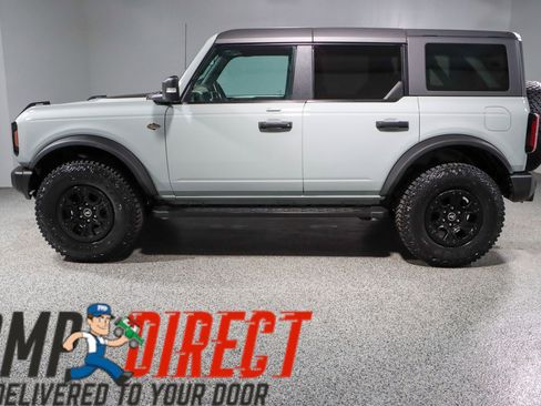 Used 2023 Ford Bronco Wildtrak AWD/4WD image 10