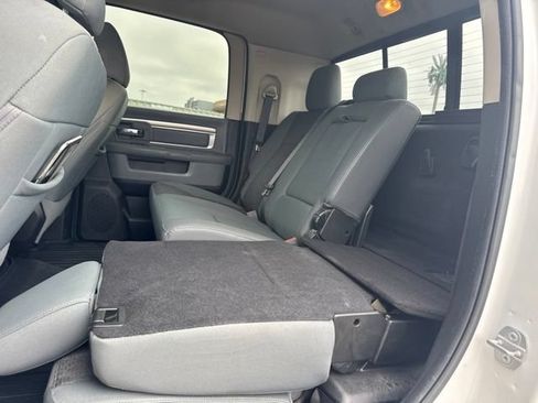 Used 2018 RAM 2500 Big Horn AWD/4WD image 40