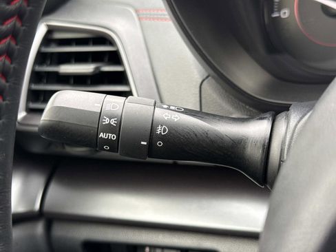 Used 2023 Subaru Crosstrek 2.0i Premium w/ Special Edition image 11