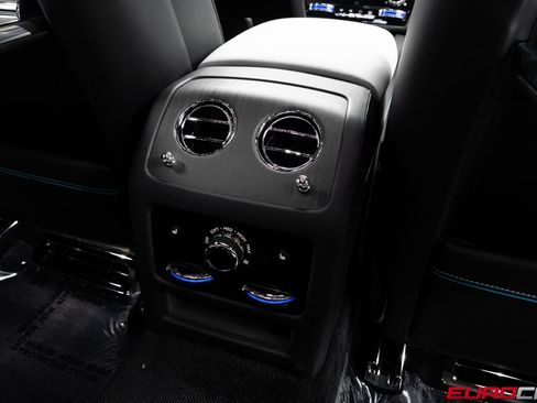 Used 2025 Rolls-Royce Ghost AWD/4WD image 42