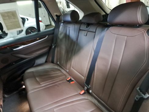 Used 2014 BMW X5 xDrive35d image 14