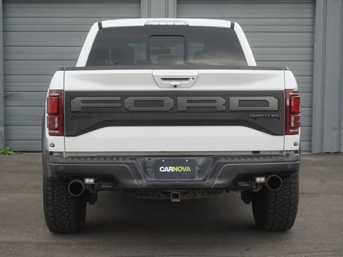 Used 2019 Ford F150 Raptor w/ Equipment Group 802A Luxury AWD/4WD image 4