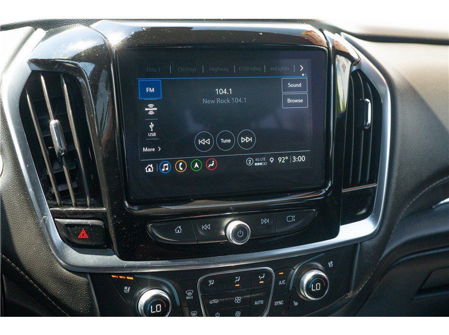 Used 2023 Chevrolet Traverse Premier w/ Redline Edition AWD/4WD image 19