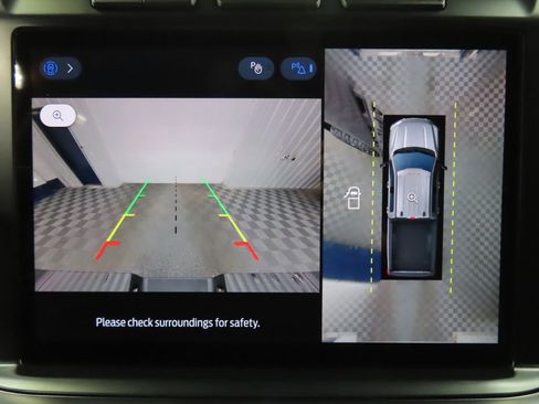 Used 2024 Ford F350 Lariat image 16