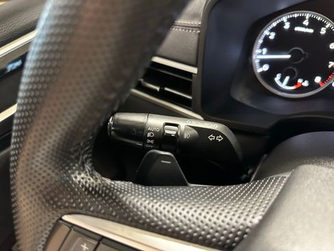 Used 2022 Mitsubishi Outlander SEL image 19