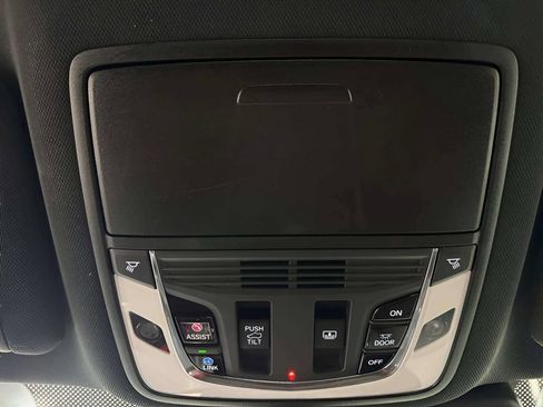 Used 2019 Acura RDX A-Spec AWD/4WD image 35