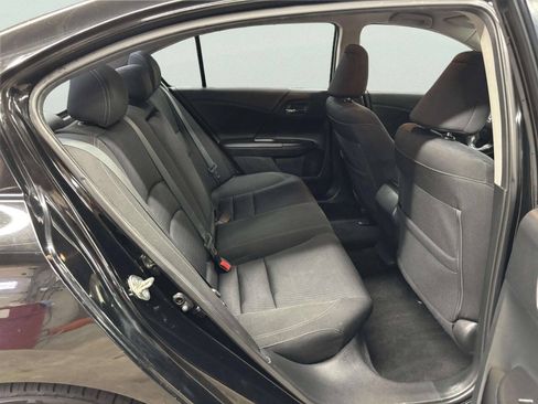 Used 2015 Honda Accord Sport image 19