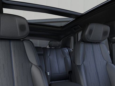 New 2026 Cadillac Lyriq Signature Sport image 25