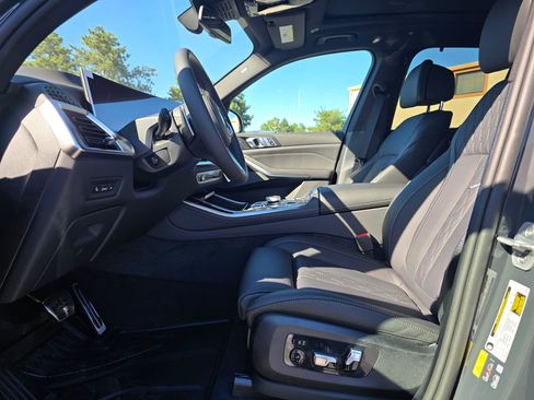 New 2026 BMW X5 xDrive50e w/ Executive Package AWD/4WD image 10