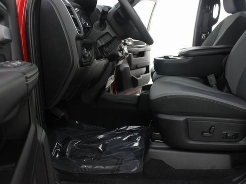 Used 2024 RAM 2500 Big Horn w/ Bed Utility Group image 15