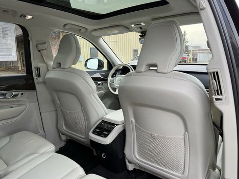 Used 2019 Volvo XC90 T6 Momentum w/ Advanced Package image 22