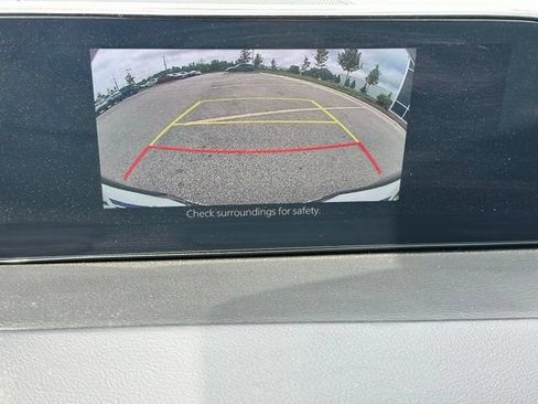 Used 2023 MAZDA MAZDA3 s FWD image 21