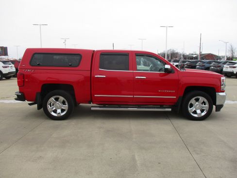 Used 2018 Chevrolet Silverado 1500 LTZ w/ Sport Package image 9