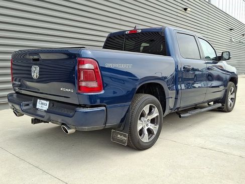 Used 2023 RAM 1500 Laramie AWD/4WD image 9
