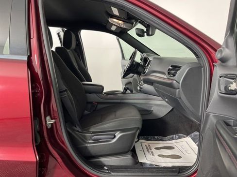 Used 2023 Dodge Durango GT RWD image 40