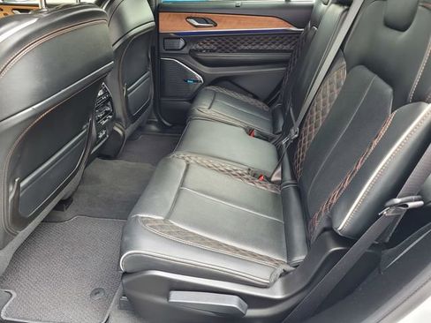 Used 2023 Jeep Grand Cherokee L Summit AWD/4WD image 15
