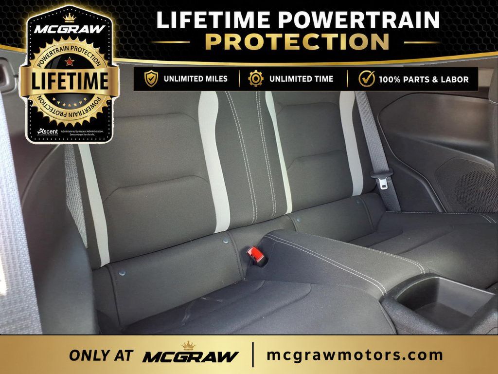 Used 2023 Chevrolet Camaro LT w/ Technology Package RWD image 15