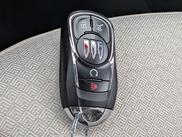 New 2026 Buick Encore GX Preferred w/ Comfort Package FWD image 32