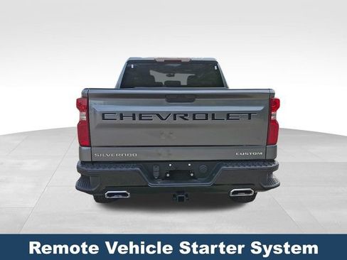 Used 2020 Chevrolet Silverado 1500 Custom Trail Boss w/ Custom Convenience Package AWD/4WD image 6