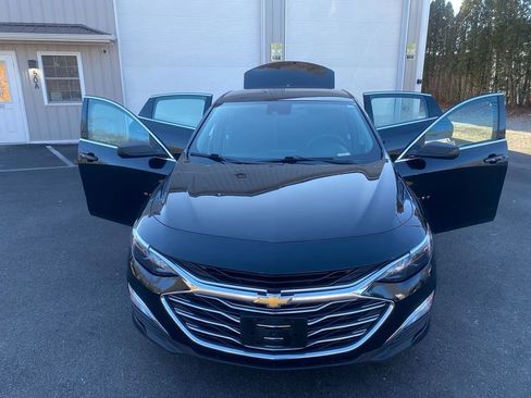 Used 2023 Chevrolet Malibu LS image 28