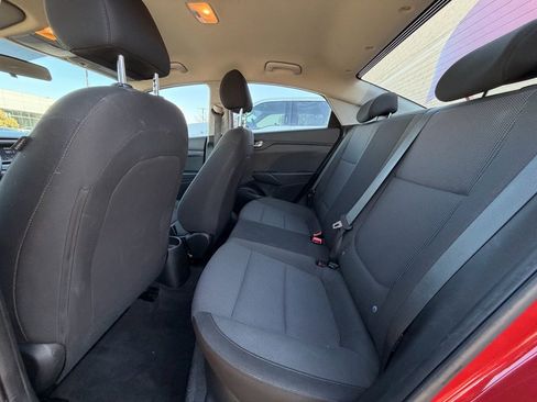 Used 2020 Hyundai Accent SE image 16