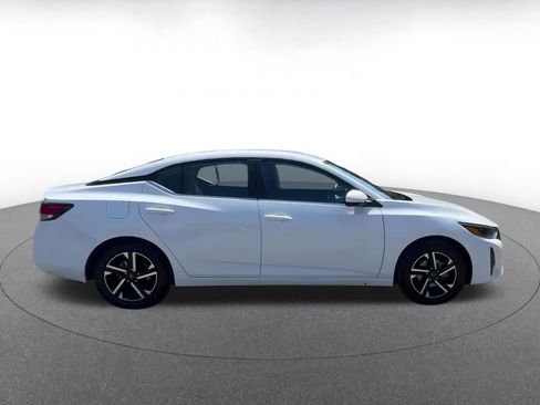 Used 2024 Nissan Sentra SV image 16