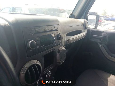 Used 2014 Jeep Wrangler Unlimited Sport w/ Connectivity Group image 3