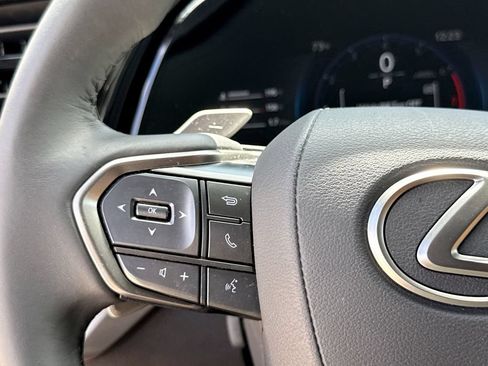 Used 2025 Lexus RX 350 FWD w/ Technology Package image 26