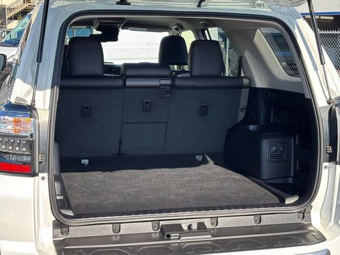 Used 2024 Toyota 4Runner TRD Off-Road Premium image 26