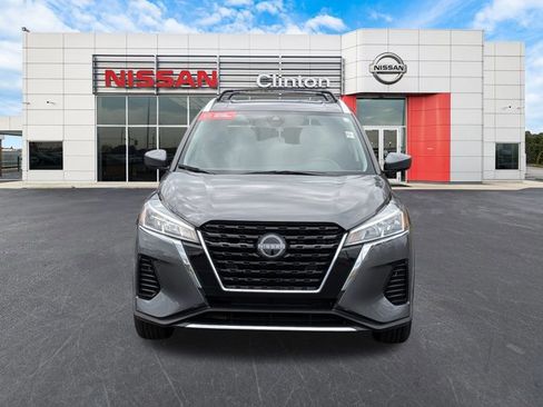 Certified 2024 Nissan Kicks SV w/ Interior Electronics Package image 8