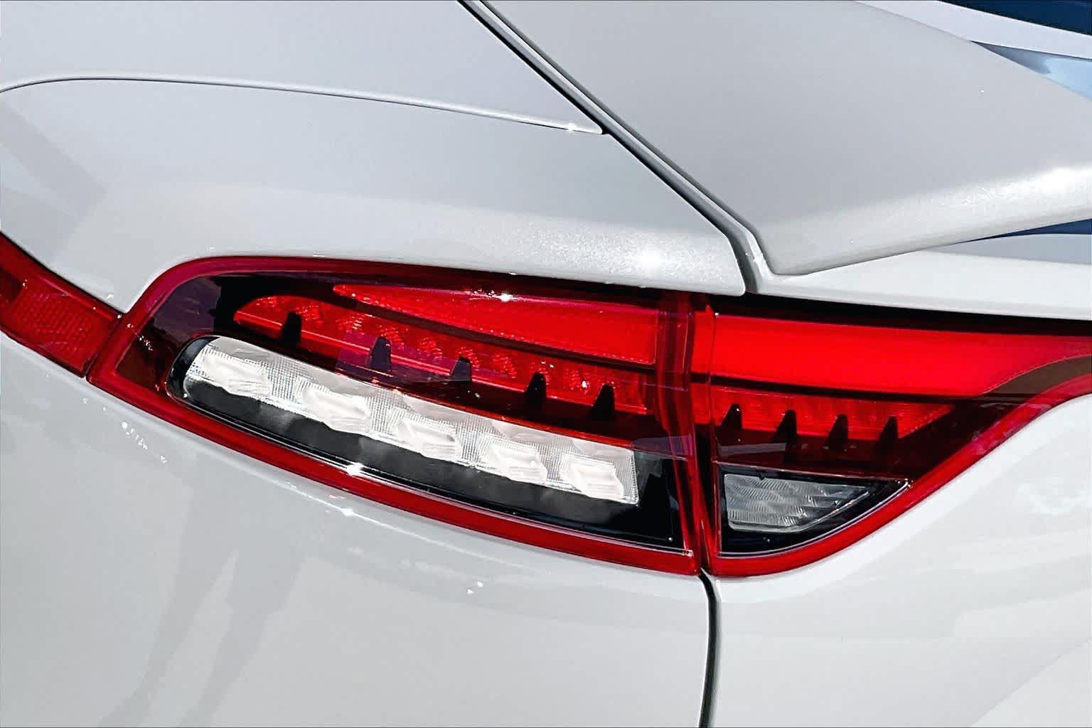 Used 2022 Kia Stinger GT2 w/ Scorpion Package AWD/4WD image 29