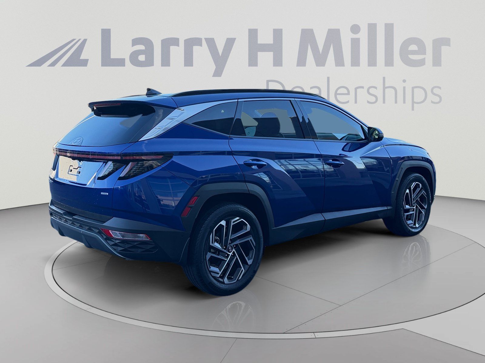 Certified 2024 Hyundai Tucson Limited AWD/4WD image 5