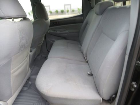 Used 2011 Toyota Tacoma PreRunner w/ TRD Off-Road Pkg w/JBL Audio image 25